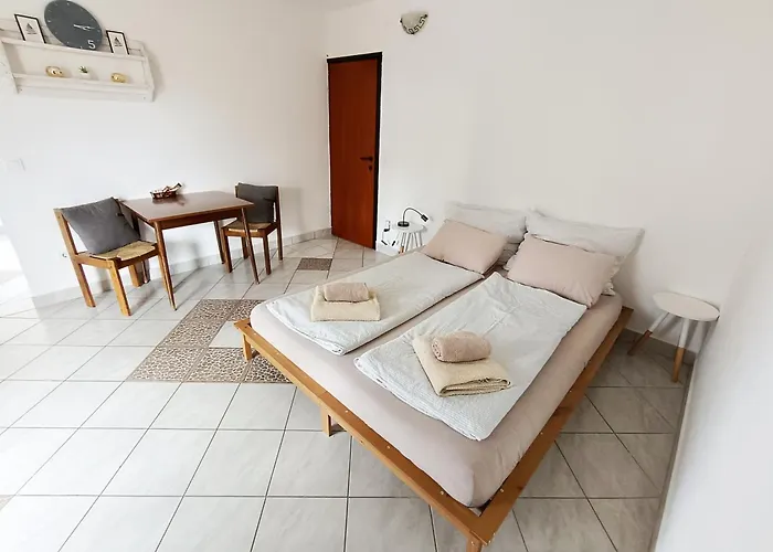 Casa Nostra II